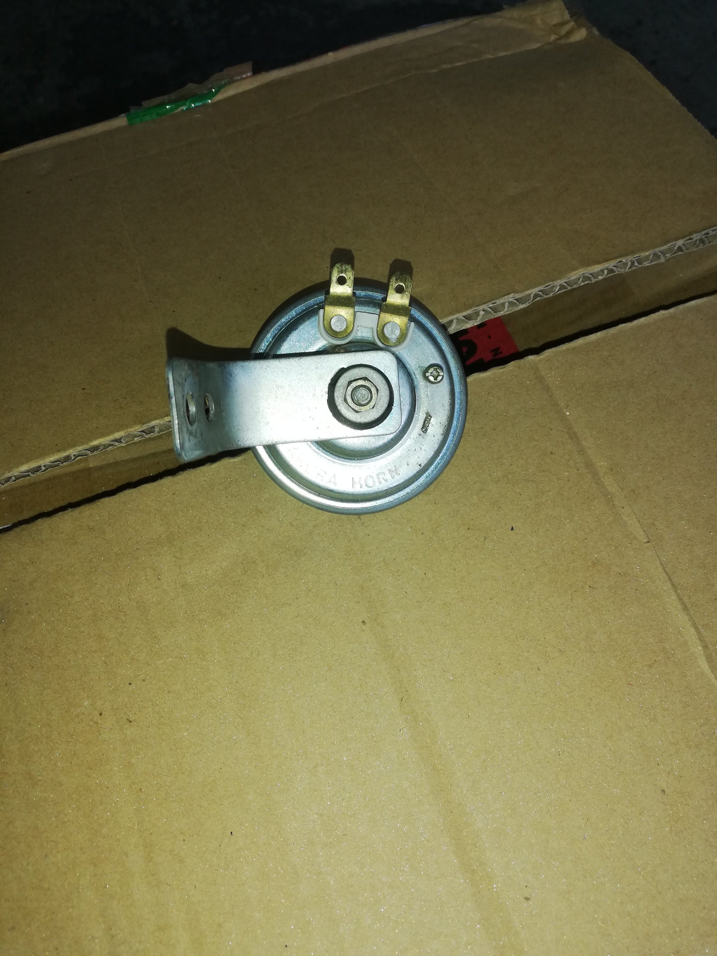 Suzuki RV 50 90 Hupe original mit Halter 6 Volt