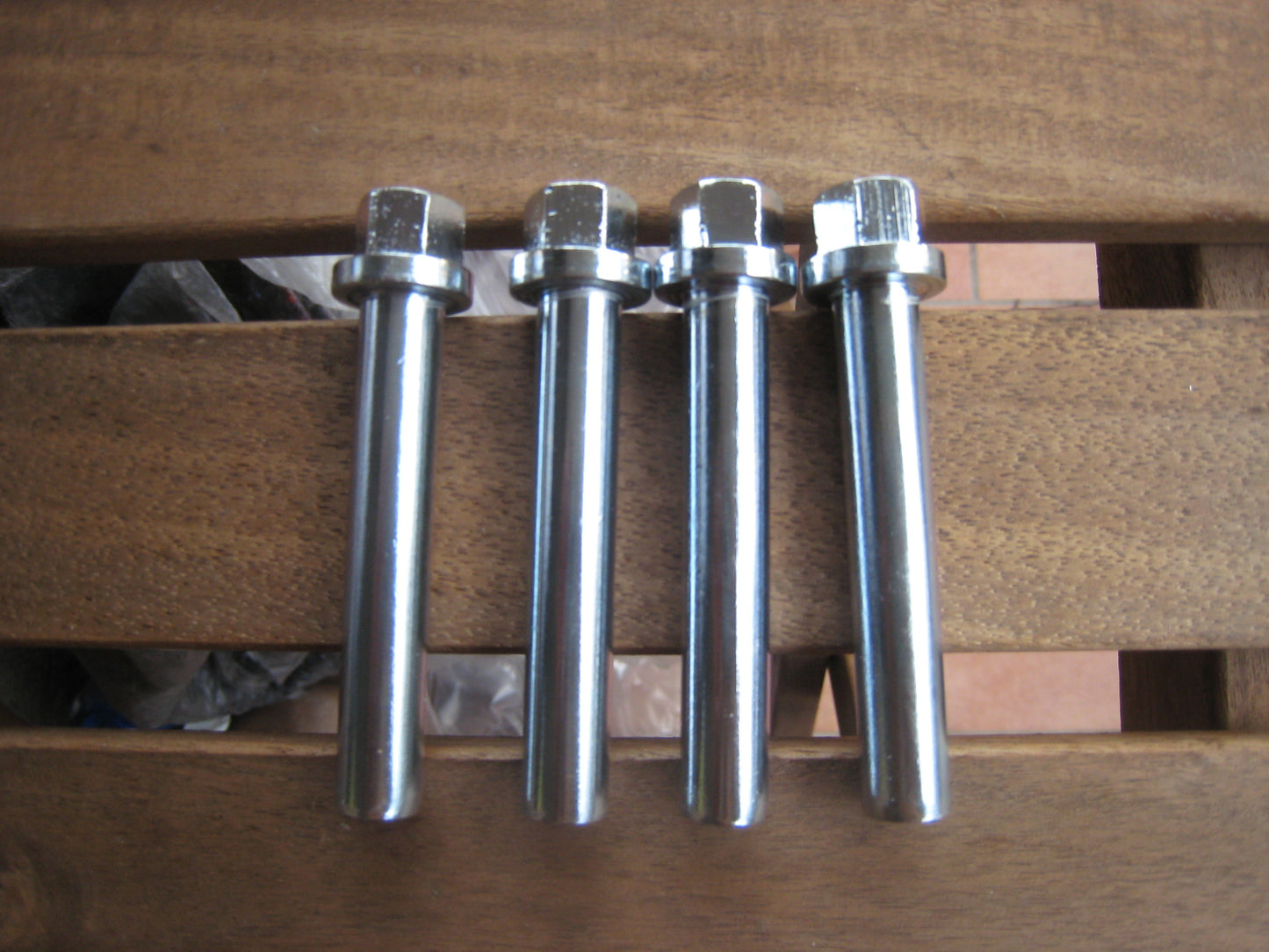 Zylinderkopfschrauben RV 125