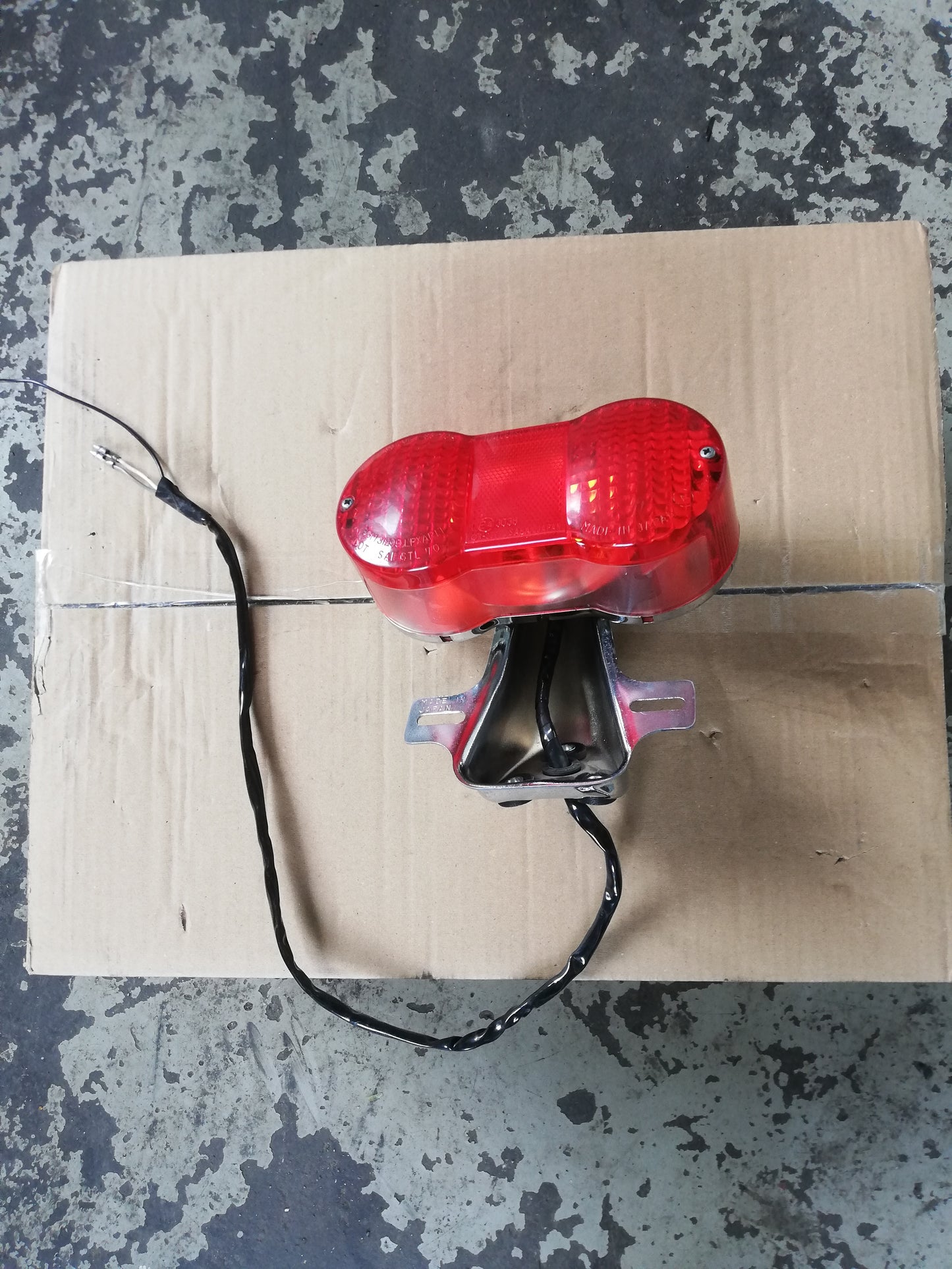 Rücklicht komplett mit Halter RV 50 90 125