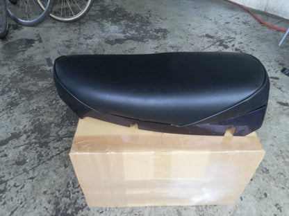 Vespa PK 50 XL Schwarz Sitzbank