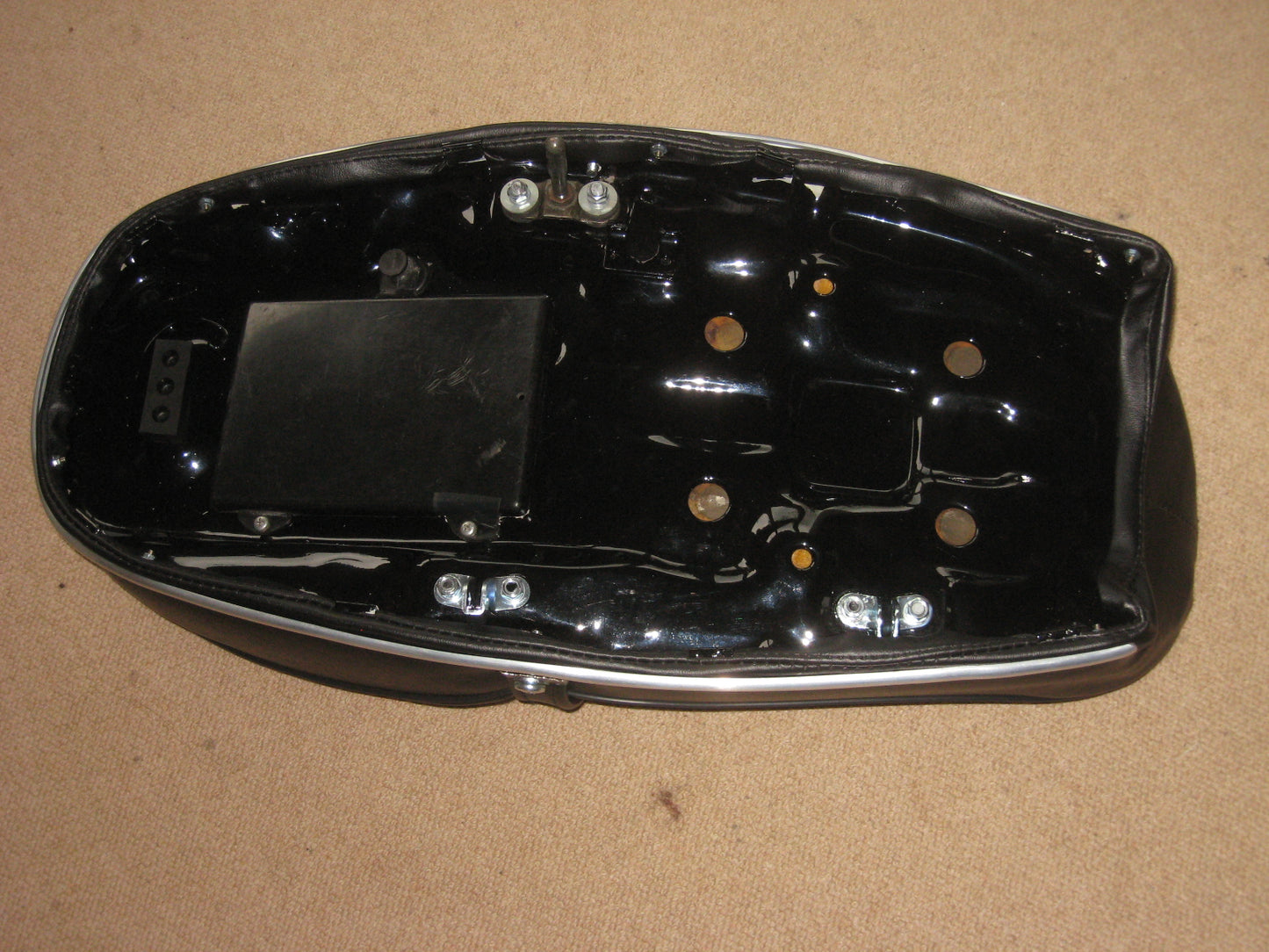 CB 200 Sitzbank