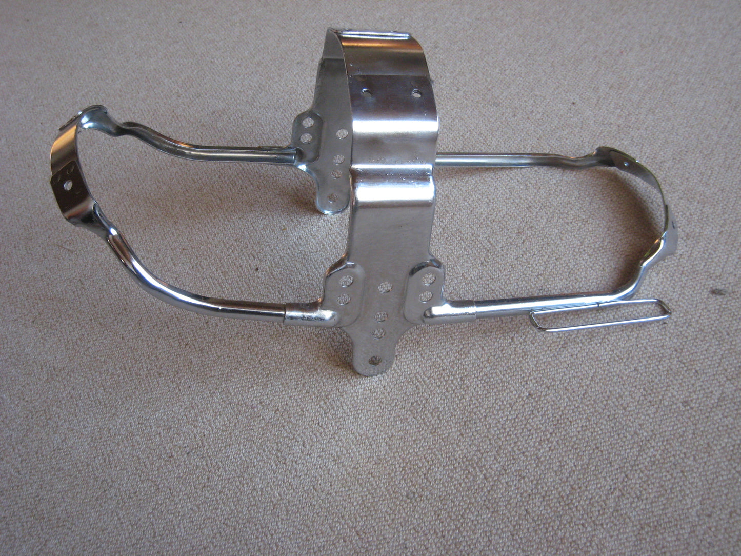 Kotflügelhalter RV 125